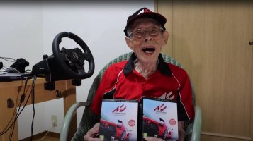 Sim racing Grandpa 001.jpg