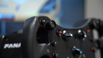 Fanatec CSL Elite McLaren GT3 V2 Wheel 007.jpeg