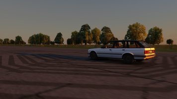 Screenshot_bmw_e30_w_custom_rumbula_airstrip_15-5-122-2-34-51.jpg