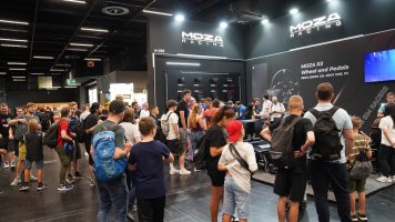 Hardware & Software: Sim Racing at Gamescom 2023