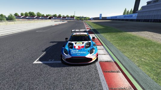 Screenshot_lm_vantage_gt3_evo_2024_ks_nurburgring_4-9-124-22-57-29.jpg